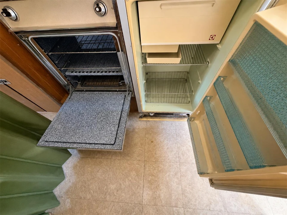 1969 Airstream - Image 18 of 24