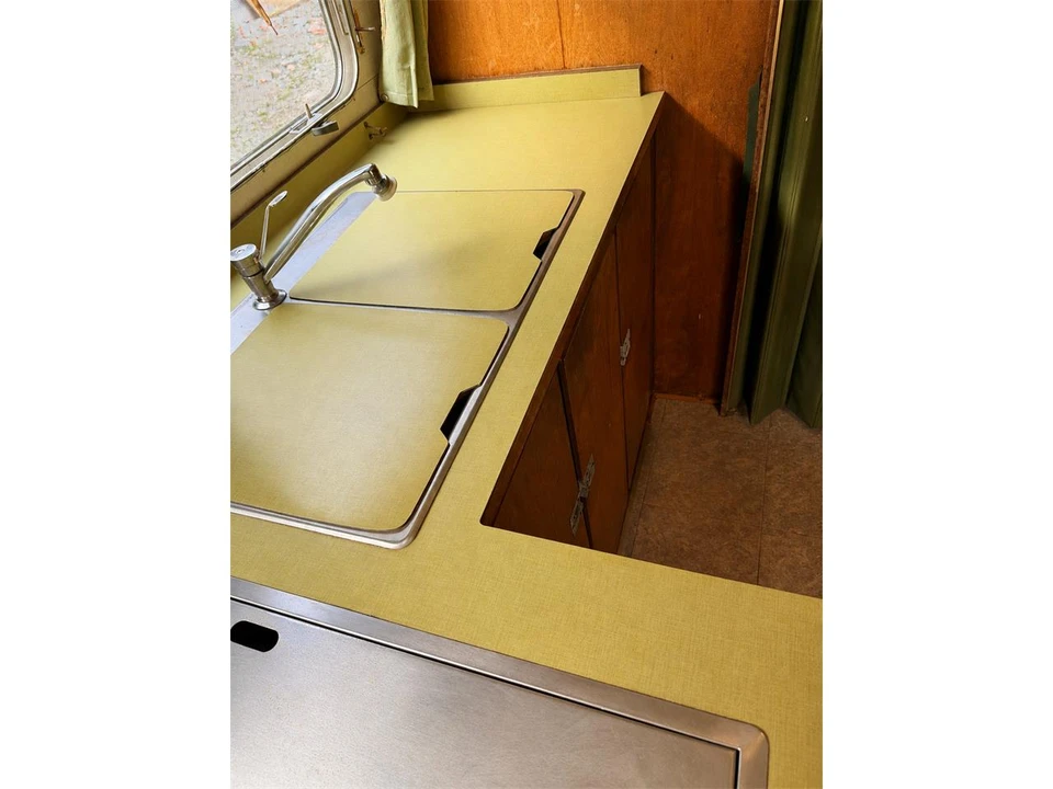 1969 Airstream - Image 20 of 24
