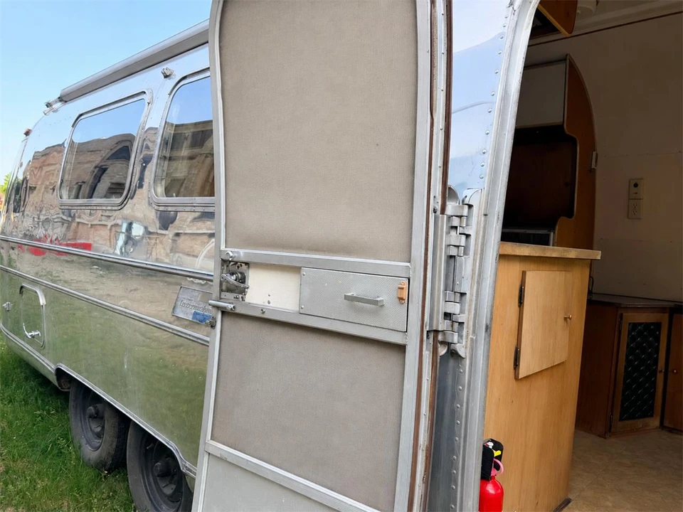 1969 Airstream - Image 22 of 24