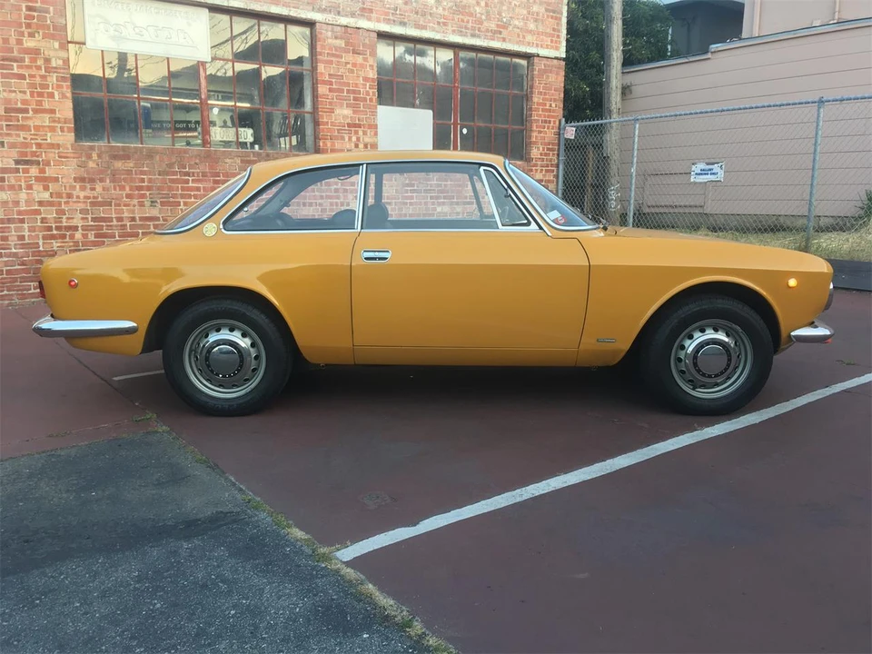 1969 Alfa Romeo 1750 GT Veloce - Image 8 of 31