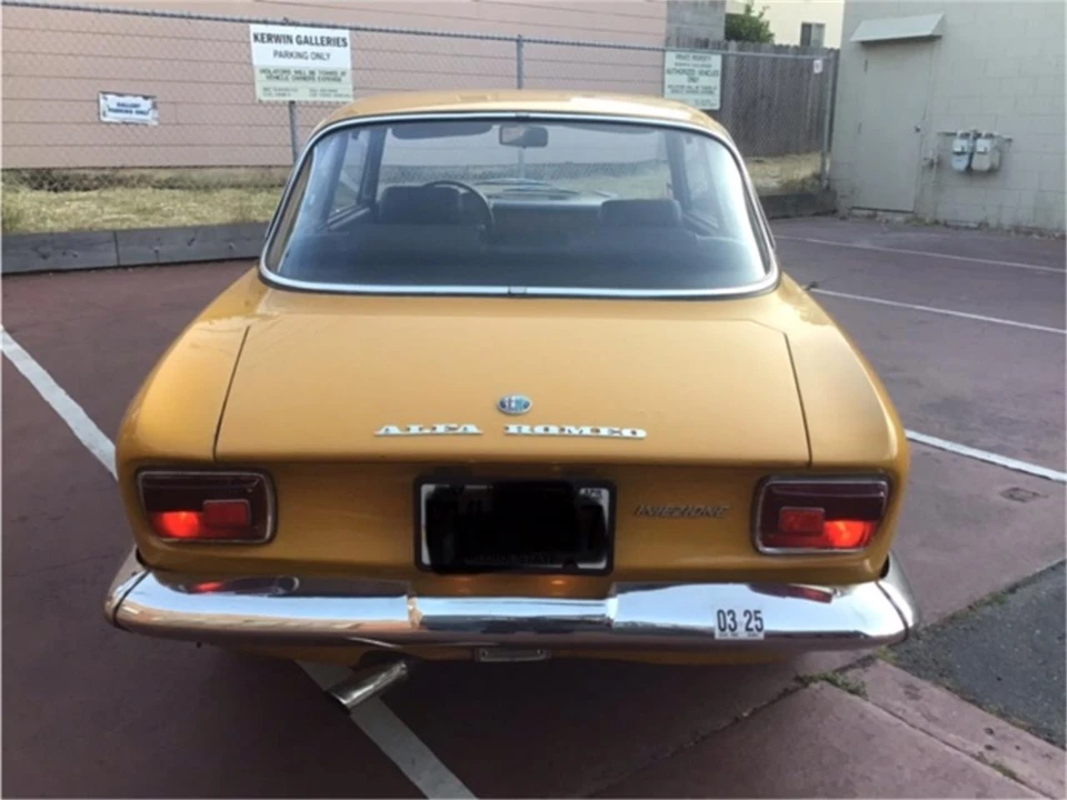 1969 Alfa Romeo 1750 GT Veloce - Image 11 of 31