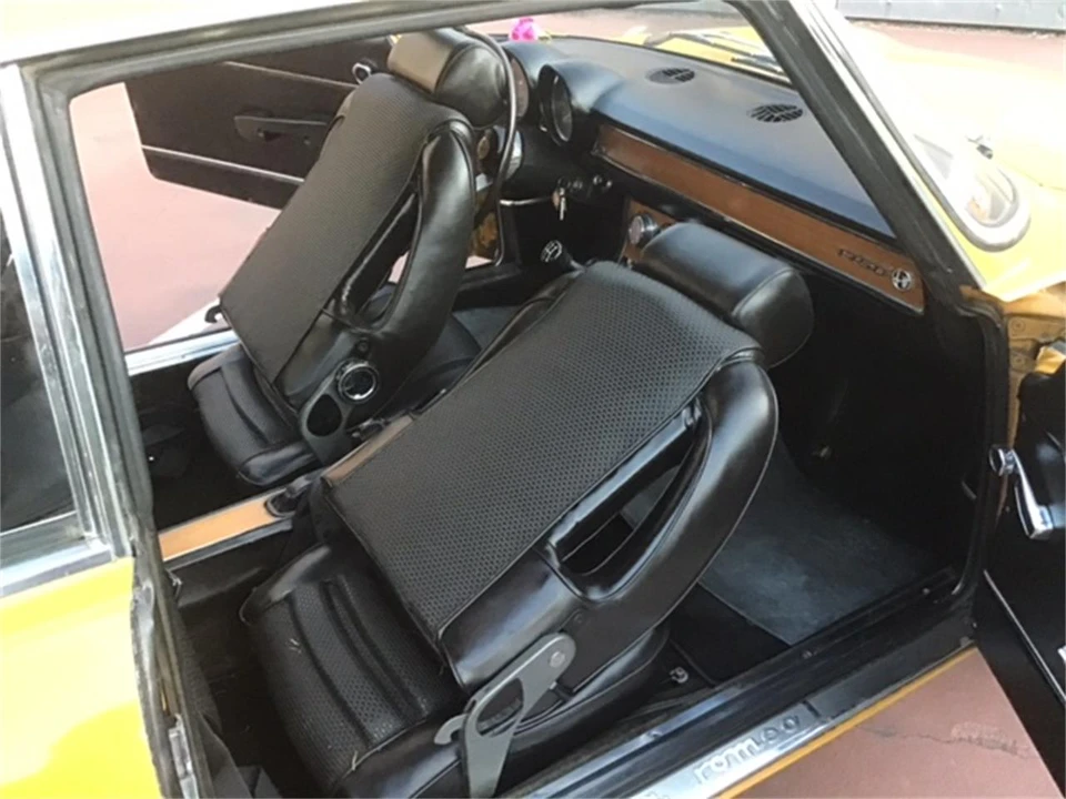 1969 Alfa Romeo 1750 GT Veloce - Image 21 of 31