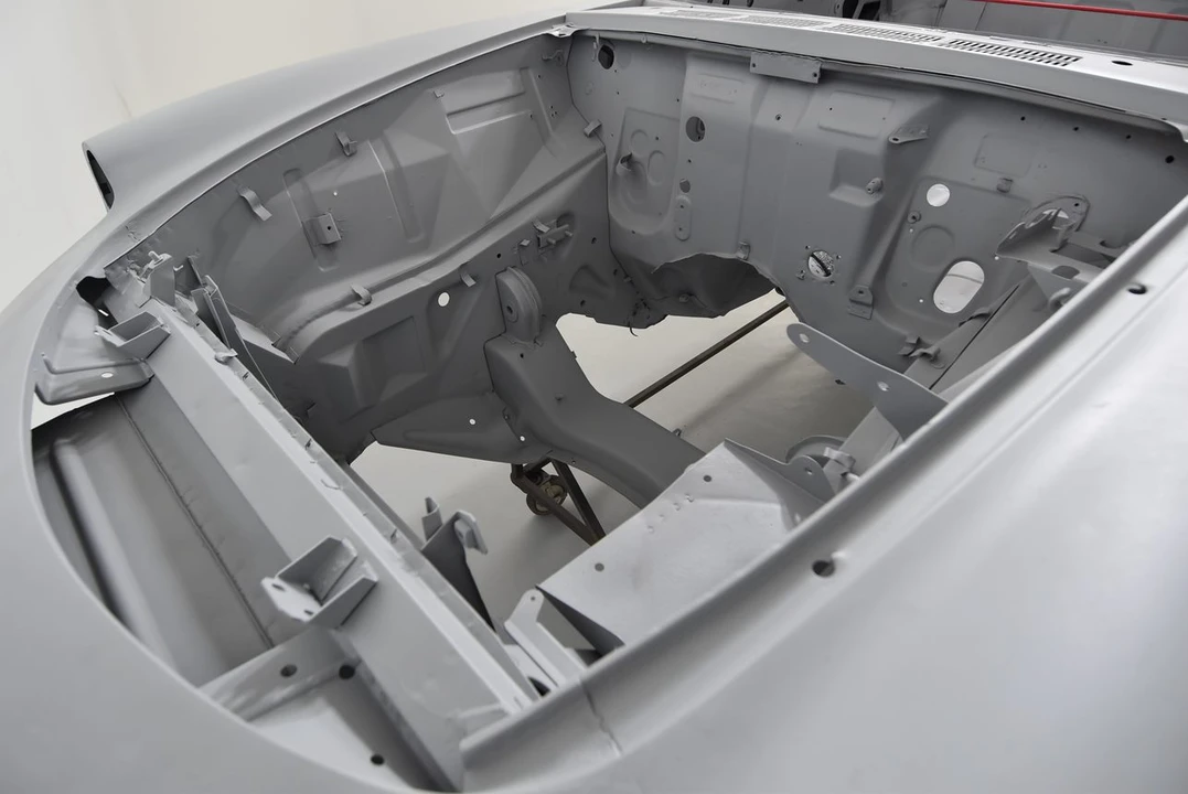 1969 Parts & Memorabilia Bodywork - Image 30 of 31