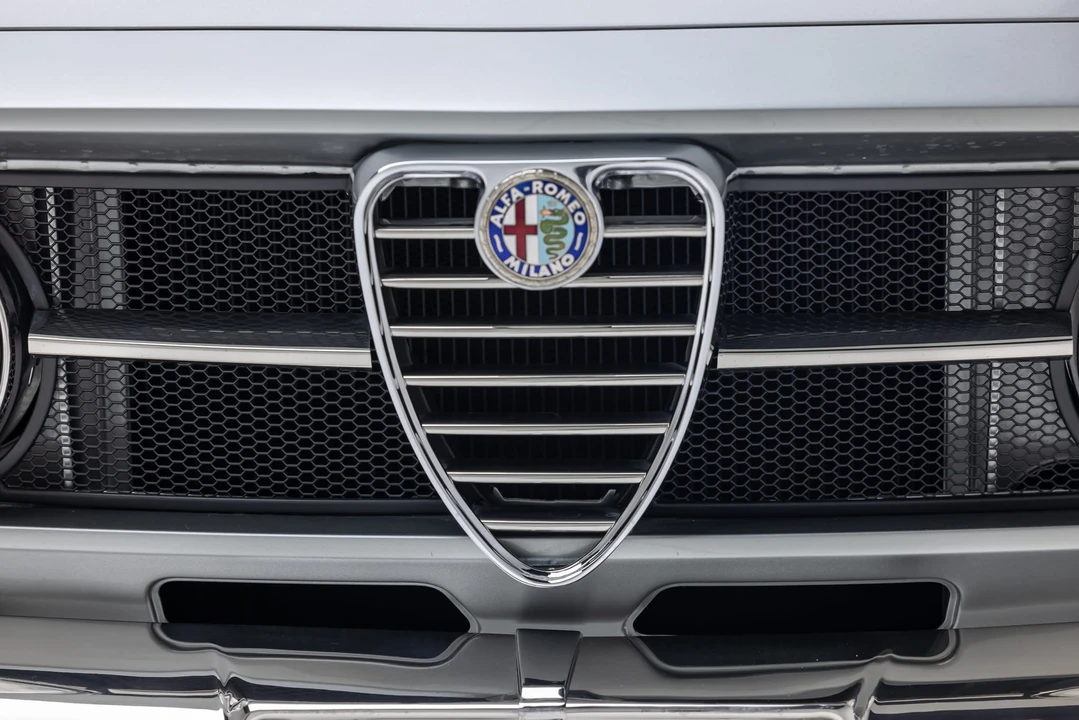 1969 Alfa Romeo 1750 GT Veloce - Image 21 of 31