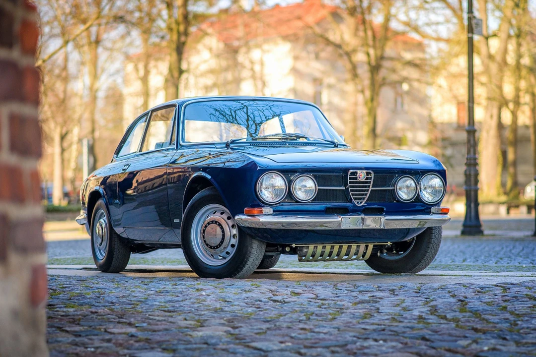 1969 Alfa Romeo 1750 GT Veloce - Image 3 of 31