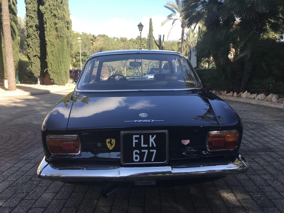 1969 Alfa Romeo 1750 GT Veloce - Image 28 of 31