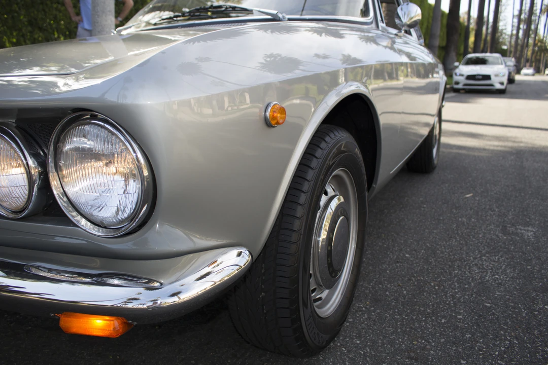 1969 Alfa Romeo 1750 GT Veloce - Image 29 of 31
