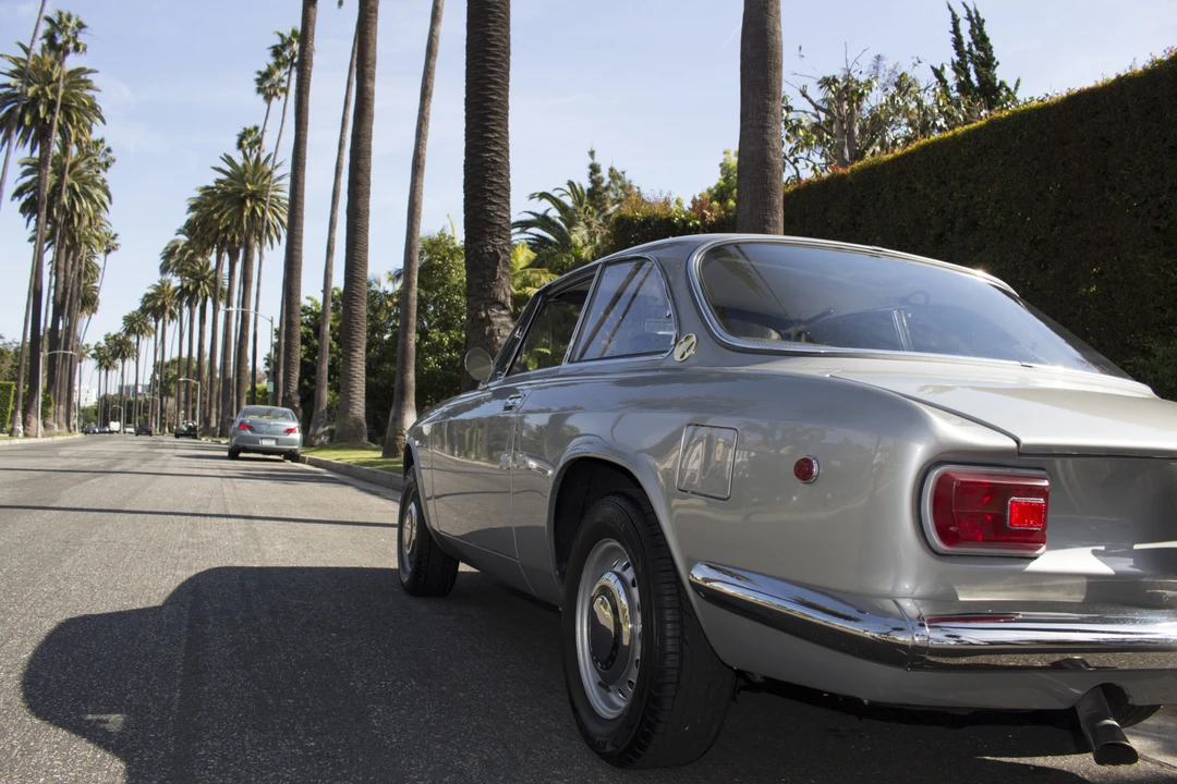 1969 Alfa Romeo 1750 GT Veloce - Image 23 of 31