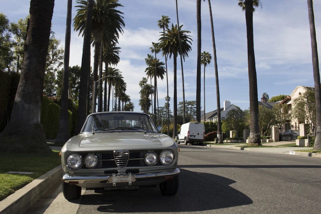 1969 Alfa Romeo 1750 GT Veloce - Image 18 of 31