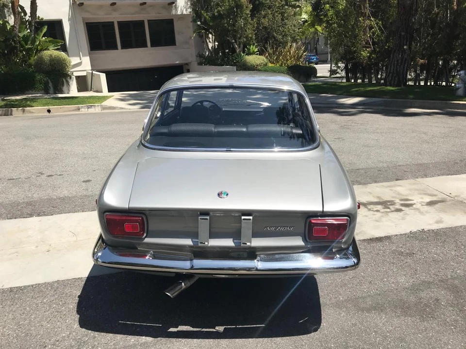 1969 Alfa Romeo 1750 GT Veloce - Image 5 of 31