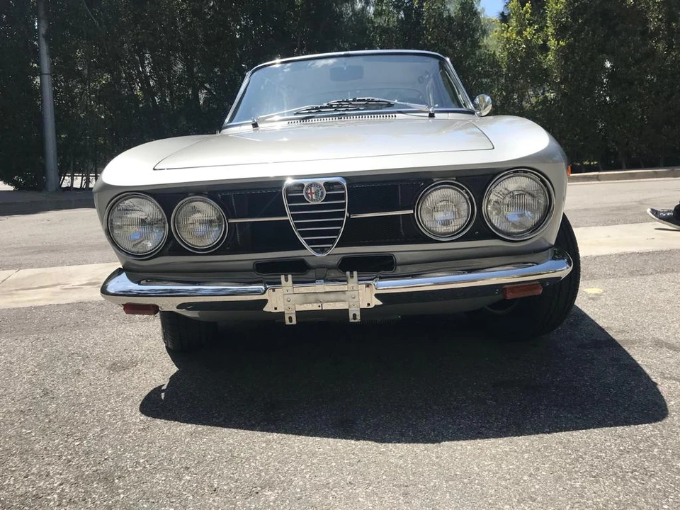 1969 Alfa Romeo 1750 GT Veloce - Image 11 of 31