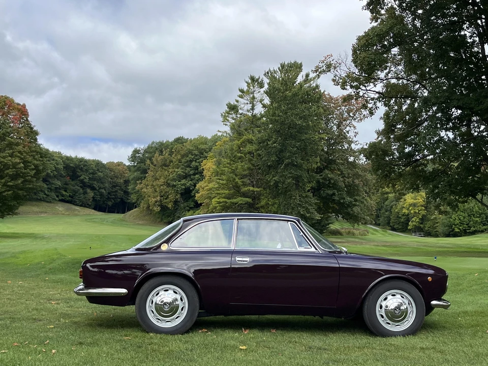 1969 Alfa Romeo 1750 GT Veloce - Image 14 of 31