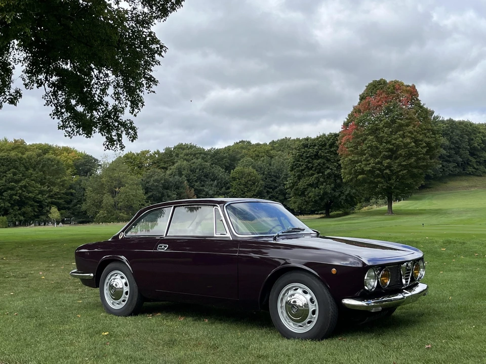 1969 Alfa Romeo 1750 GT Veloce - Image 16 of 31