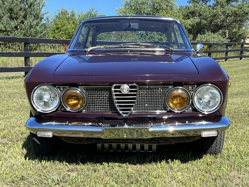 1969 Alfa Romeo 1750 GT Veloce - Image 19 of 31