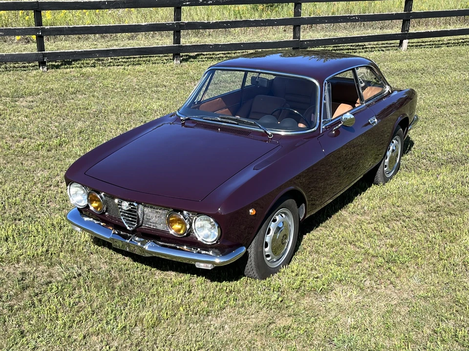 1969 Alfa Romeo 1750 GT Veloce - Image 2 of 31