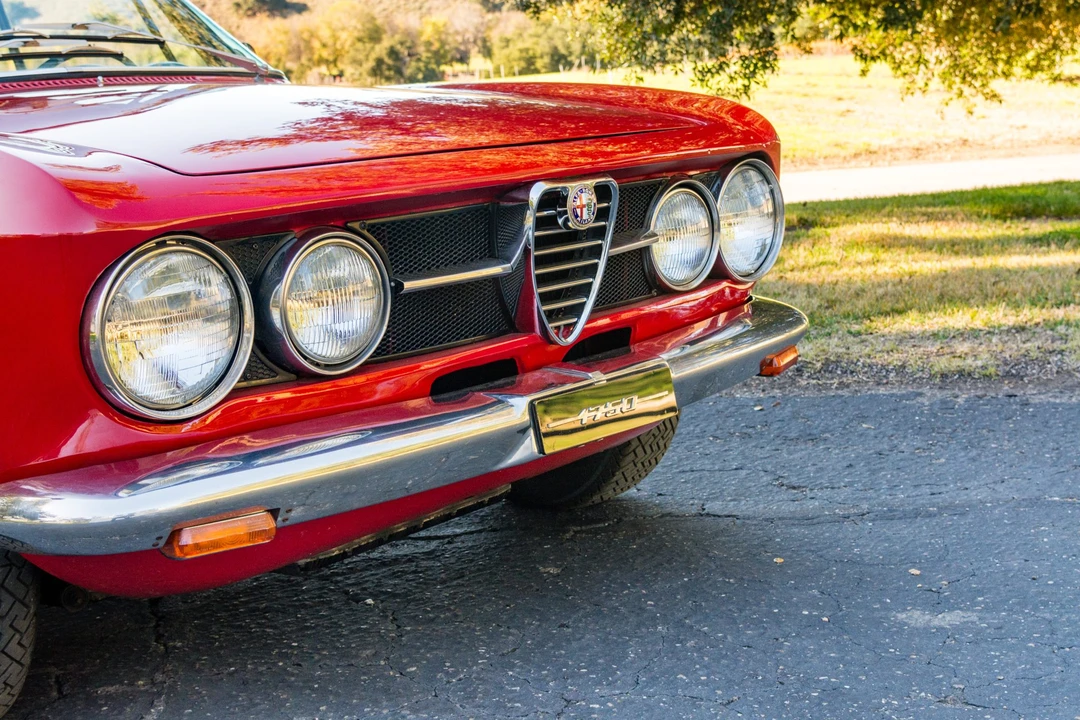 1969 Alfa Romeo 1750 GT Veloce - Image 11 of 31