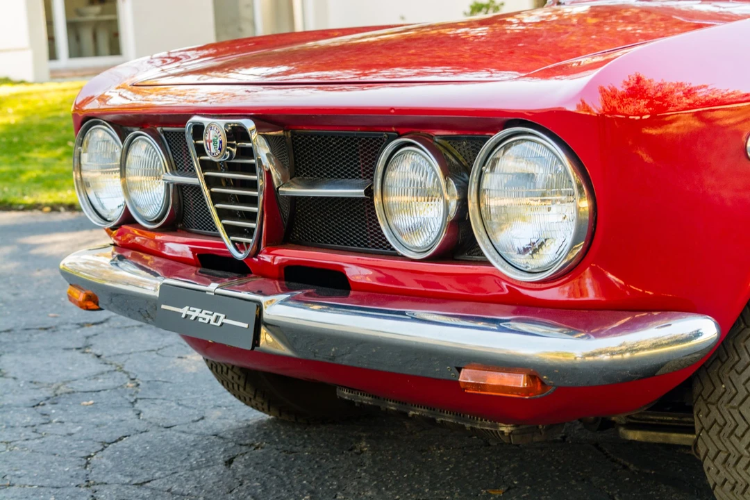 1969 Alfa Romeo 1750 GT Veloce - Image 12 of 31