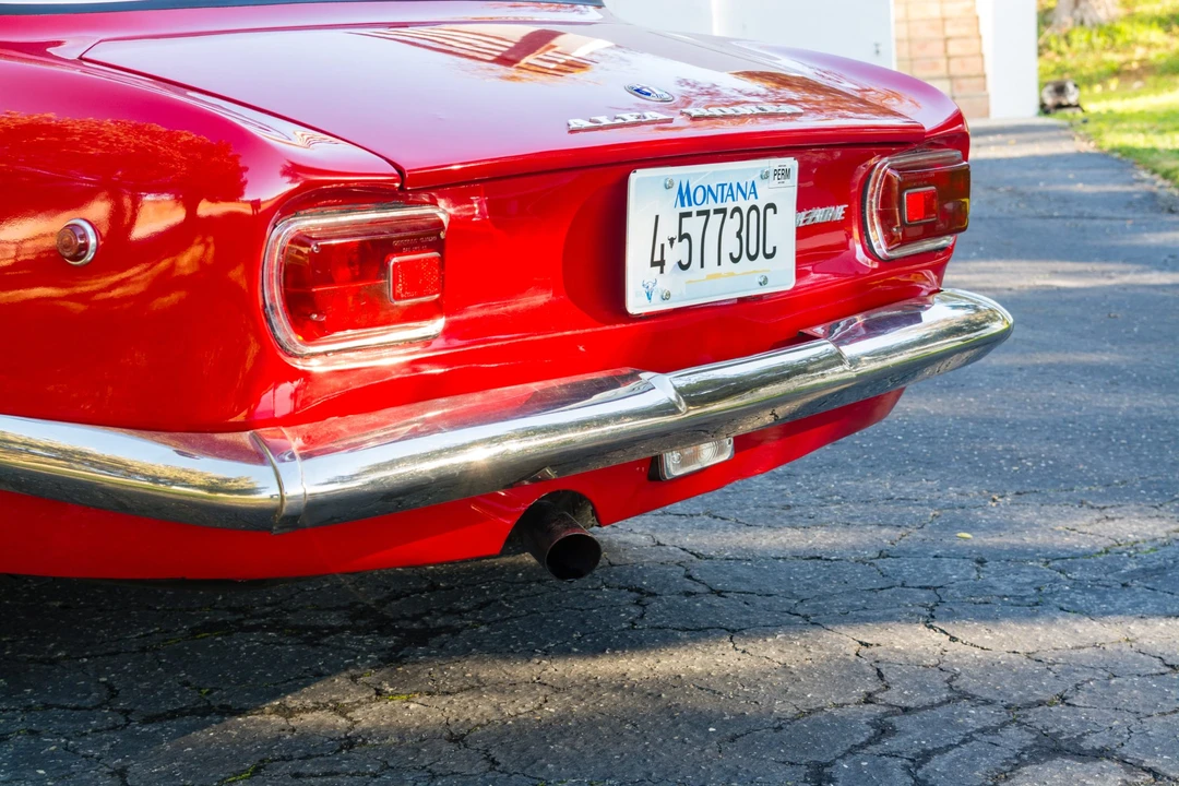 1969 Alfa Romeo 1750 GT Veloce - Image 13 of 31