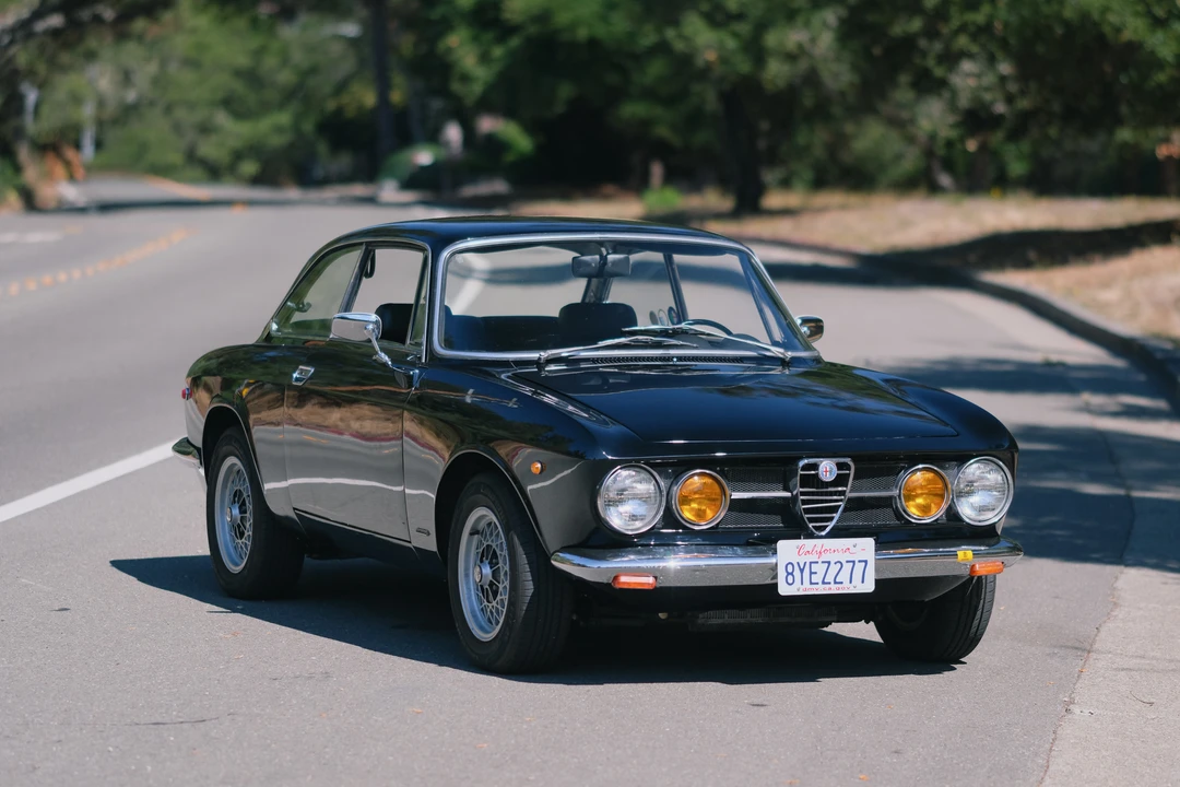 1969 Alfa Romeo 1750 GT Veloce - Image 14 of 31