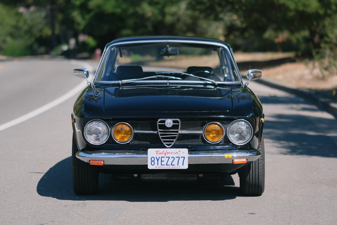 1969 Alfa Romeo 1750 GT Veloce - Image 15 of 31