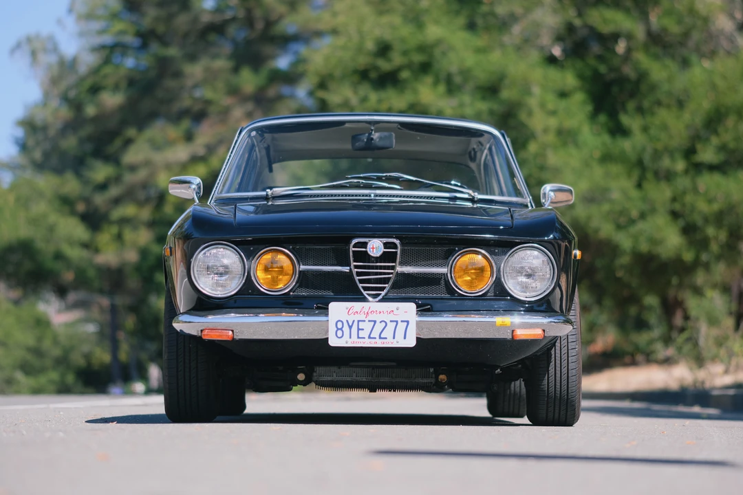 1969 Alfa Romeo 1750 GT Veloce - Image 16 of 31