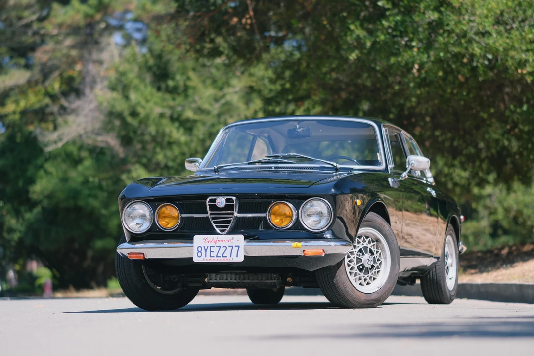 1969 Alfa Romeo 1750 GT Veloce - Image 2 of 31