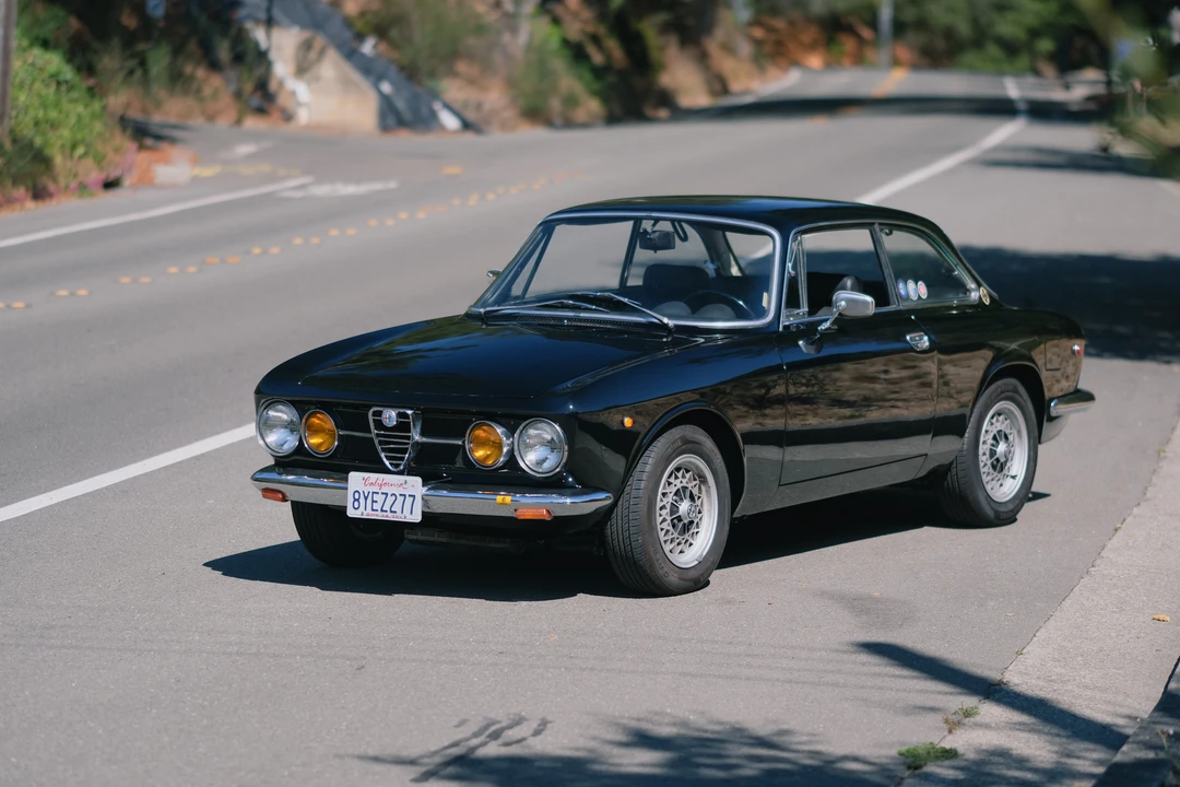 1969 Alfa Romeo 1750 GT Veloce - Image 4 of 31