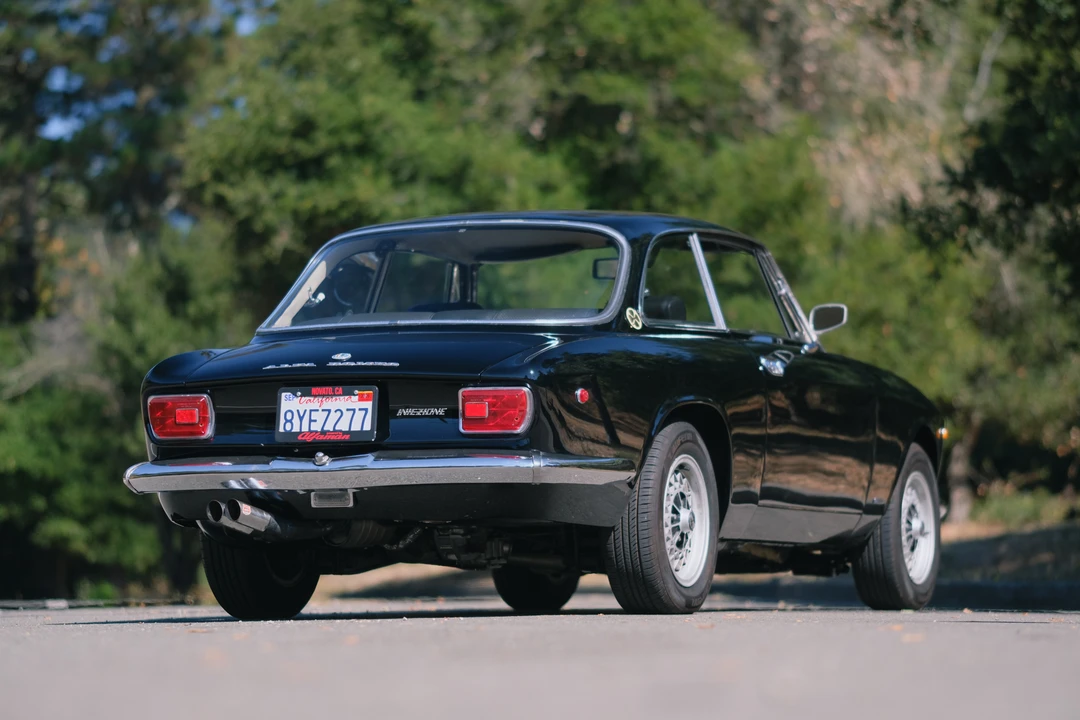 1969 Alfa Romeo 1750 GT Veloce - Image 9 of 31