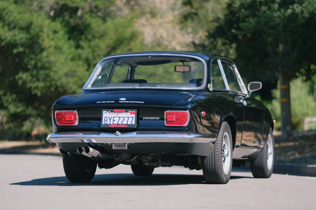 1969 Alfa Romeo 1750 GT Veloce - Image 8 of 31