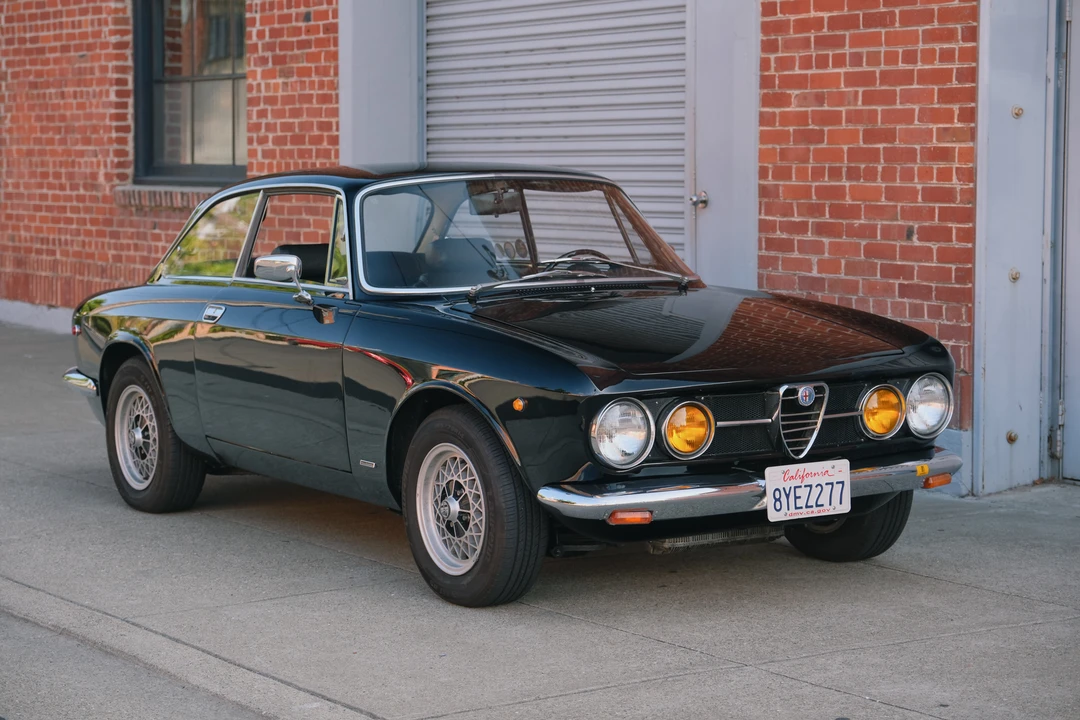 1969 Alfa Romeo 1750 GT Veloce - Image 25 of 31