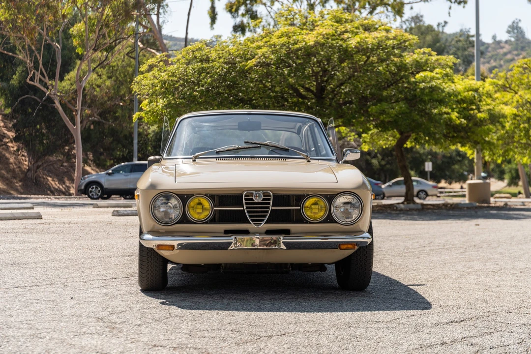 1969 Alfa Romeo 1750 GT Veloce - Image 3 of 31