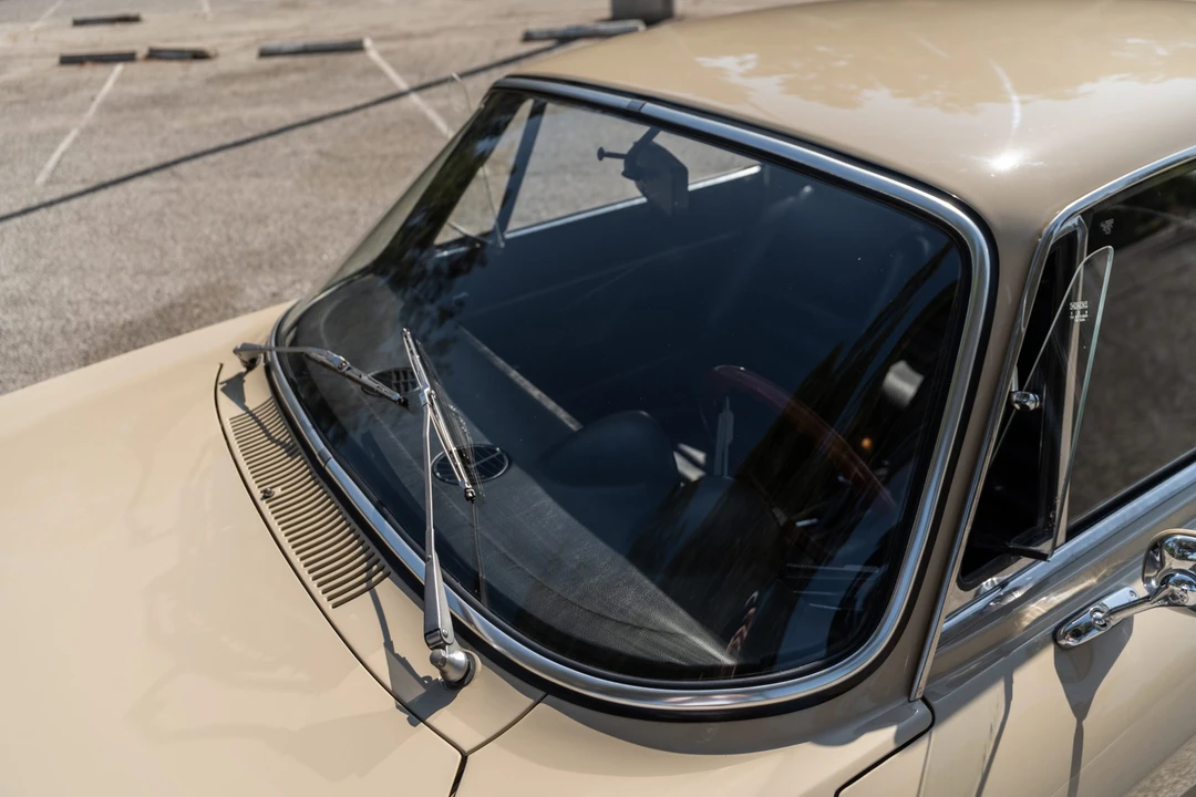 1969 Alfa Romeo 1750 GT Veloce - Image 29 of 31