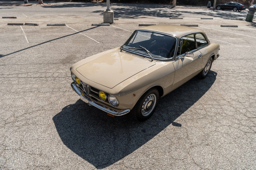 1969 Alfa Romeo 1750 GT Veloce - Image 6 of 31