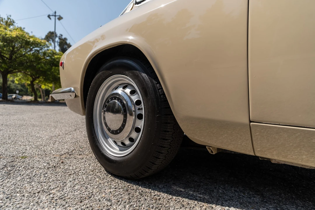 1969 Alfa Romeo 1750 GT Veloce - Image 21 of 31