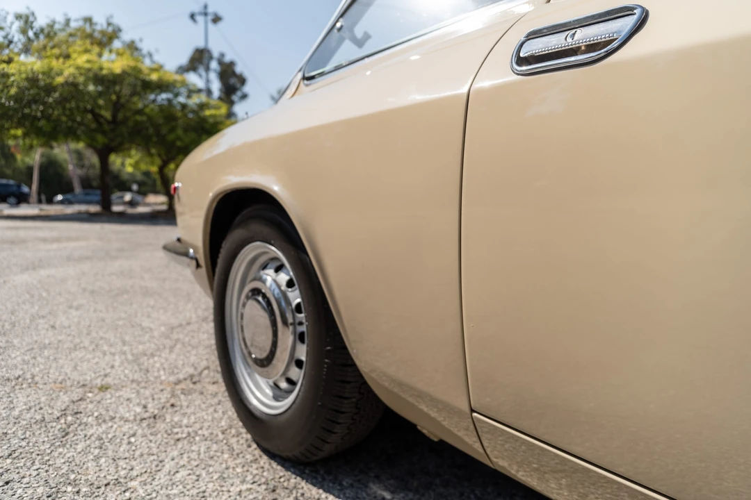 1969 Alfa Romeo 1750 GT Veloce - Image 20 of 31