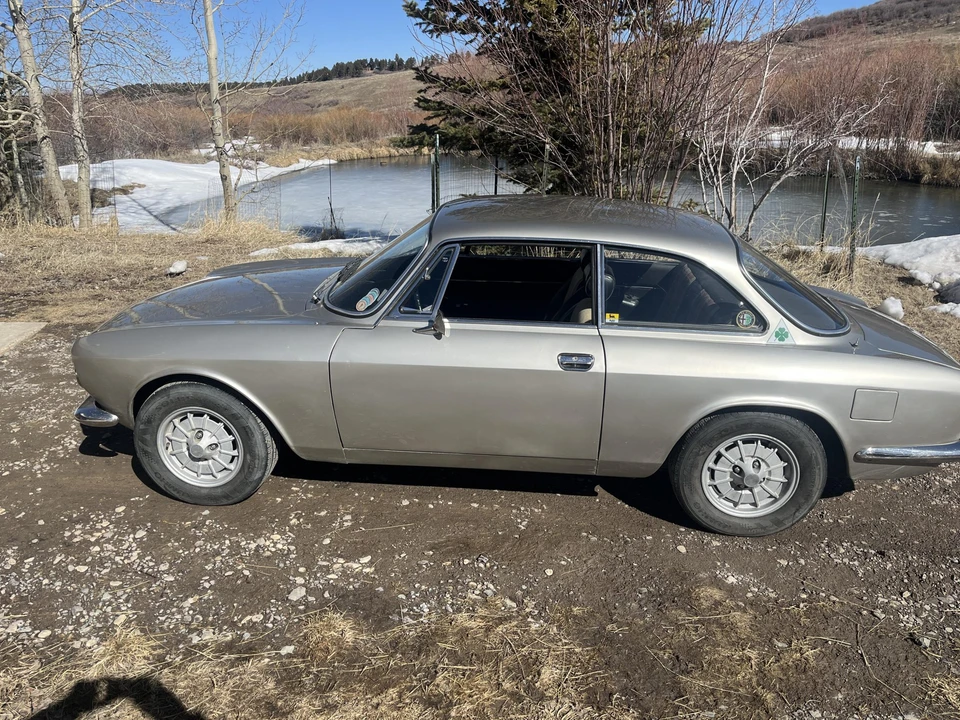 1969 Alfa Romeo 1750 GT Veloce - Image 23 of 31