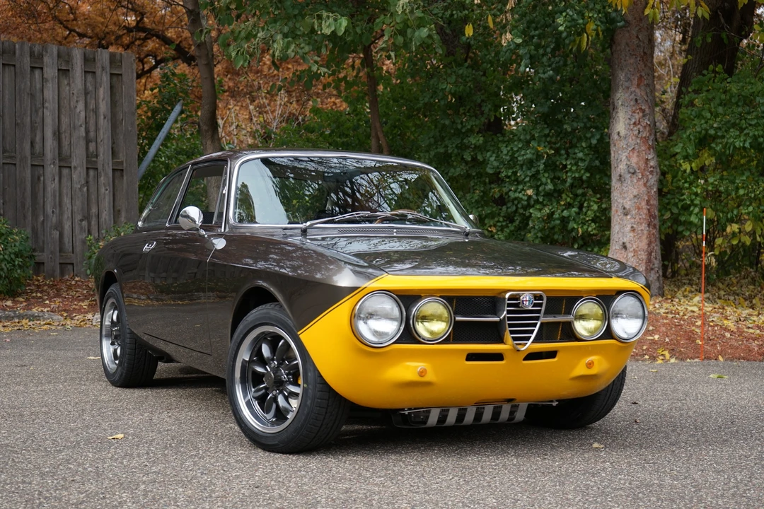 1969 Alfa Romeo Giulia Sprint GT Veloce - Image 14 of 31