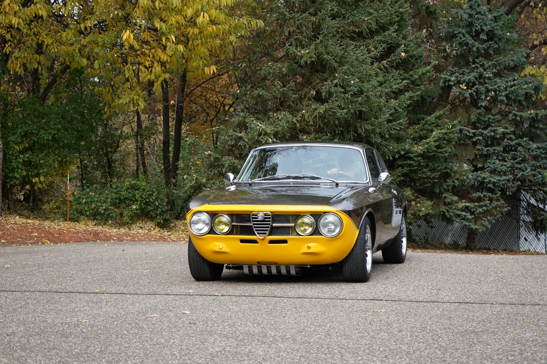 1969 Alfa Romeo Giulia Sprint GT Veloce - Image 18 of 31