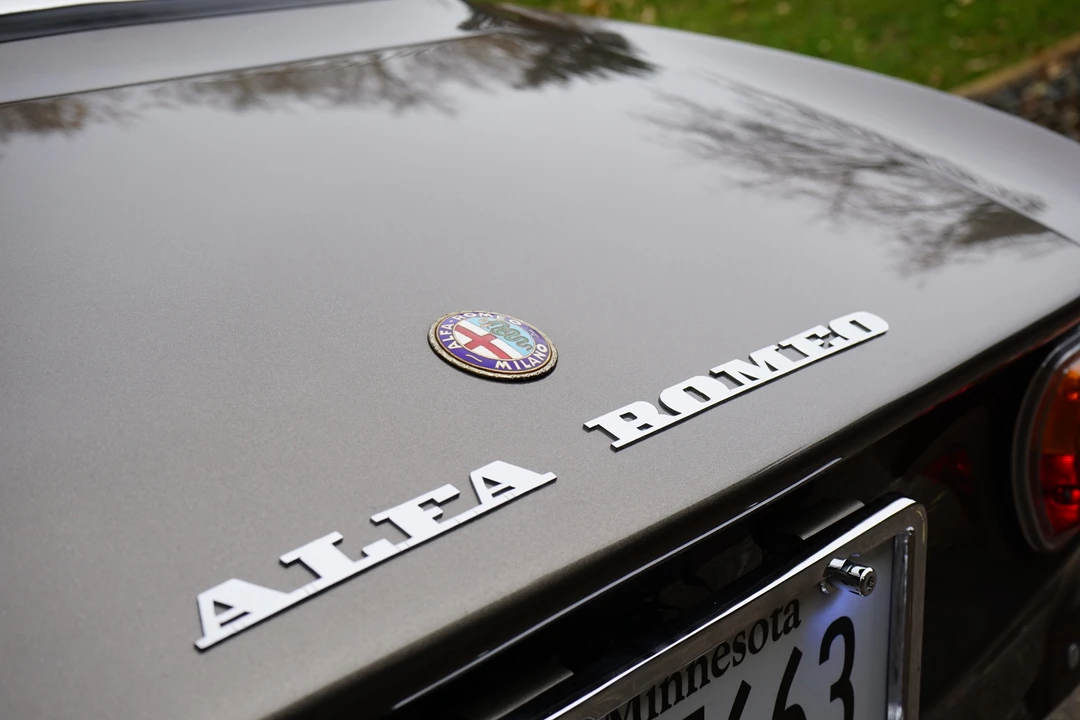 1969 Alfa Romeo Giulia Sprint GT Veloce - Image 24 of 31