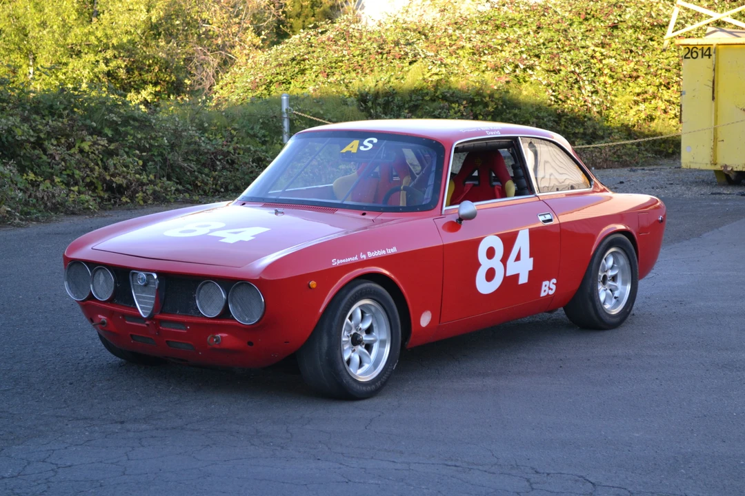 1969 Alfa Romeo Giulia Sprint GT Veloce - Image 2 of 31
