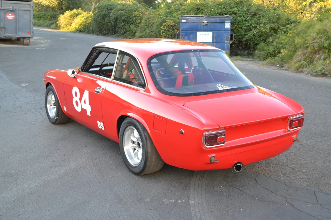 1969 Alfa Romeo Giulia Sprint GT Veloce - Image 3 of 31