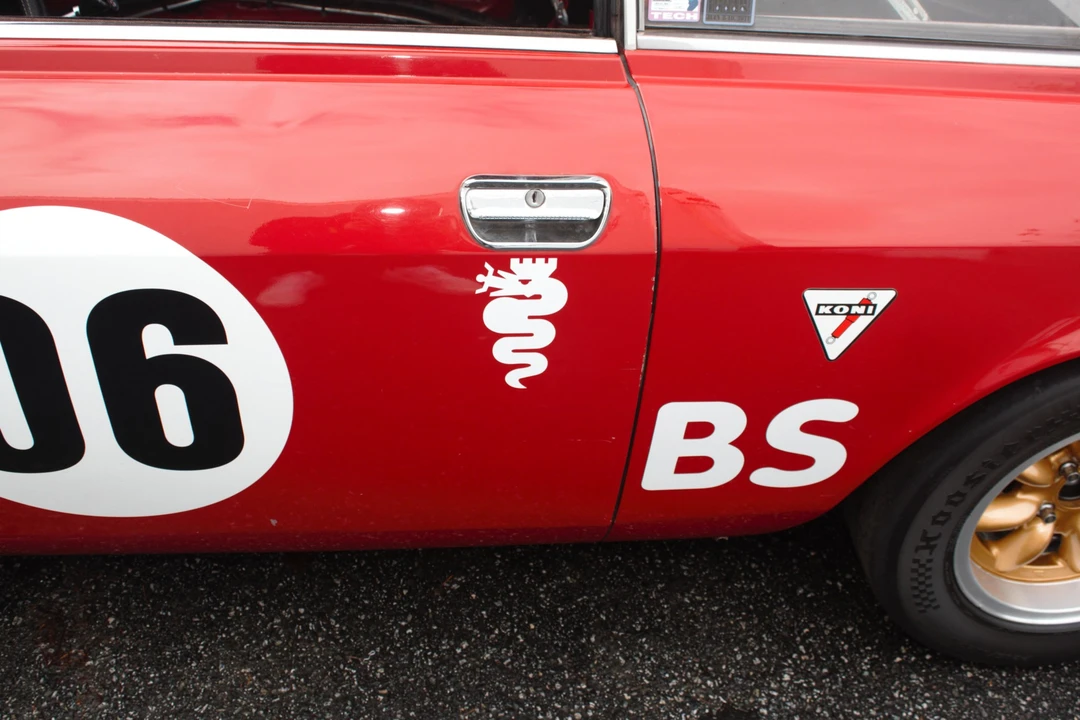 1969 Alfa Romeo 1750 GT Veloce - Image 17 of 31