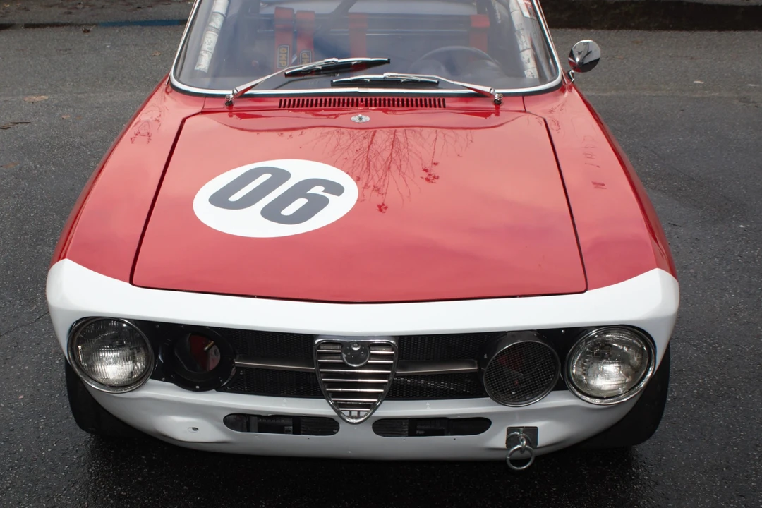 1969 Alfa Romeo 1750 GT Veloce - Image 4 of 31