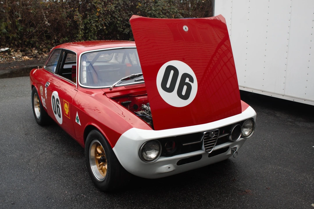 1969 Alfa Romeo 1750 GT Veloce - Image 6 of 31