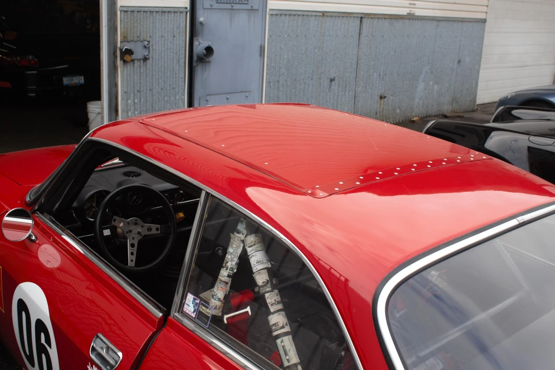 1969 Alfa Romeo 1750 GT Veloce - Image 18 of 31
