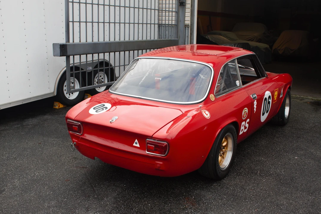 1969 Alfa Romeo 1750 GT Veloce - Image 10 of 31