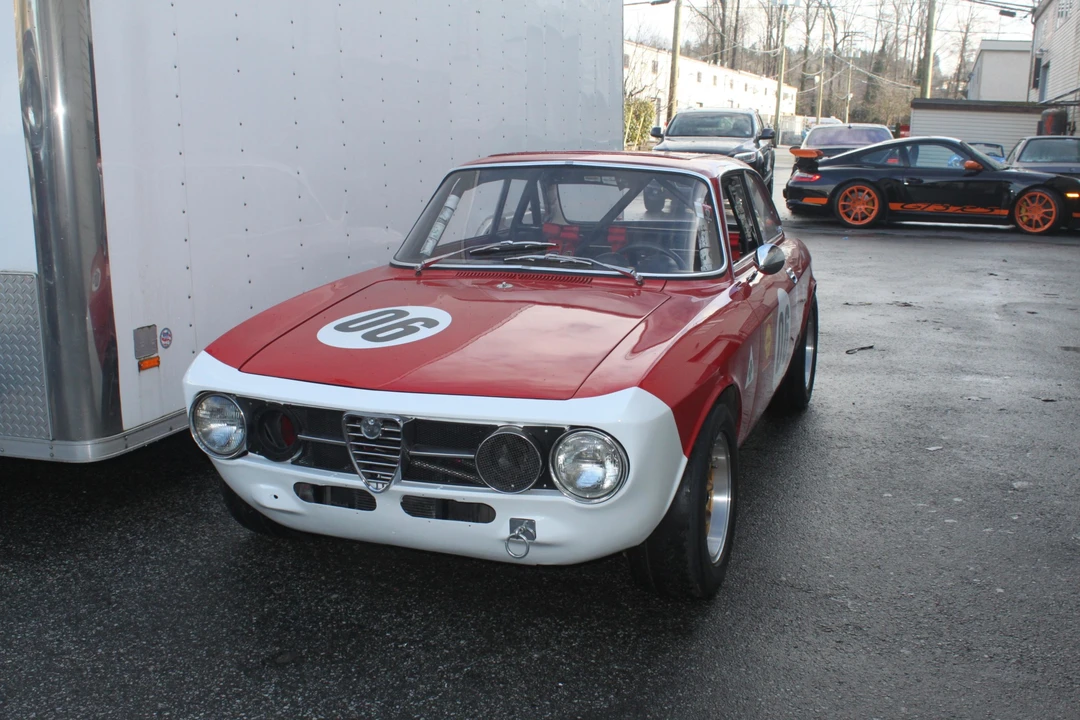 1969 Alfa Romeo 1750 GT Veloce - Image 3 of 31