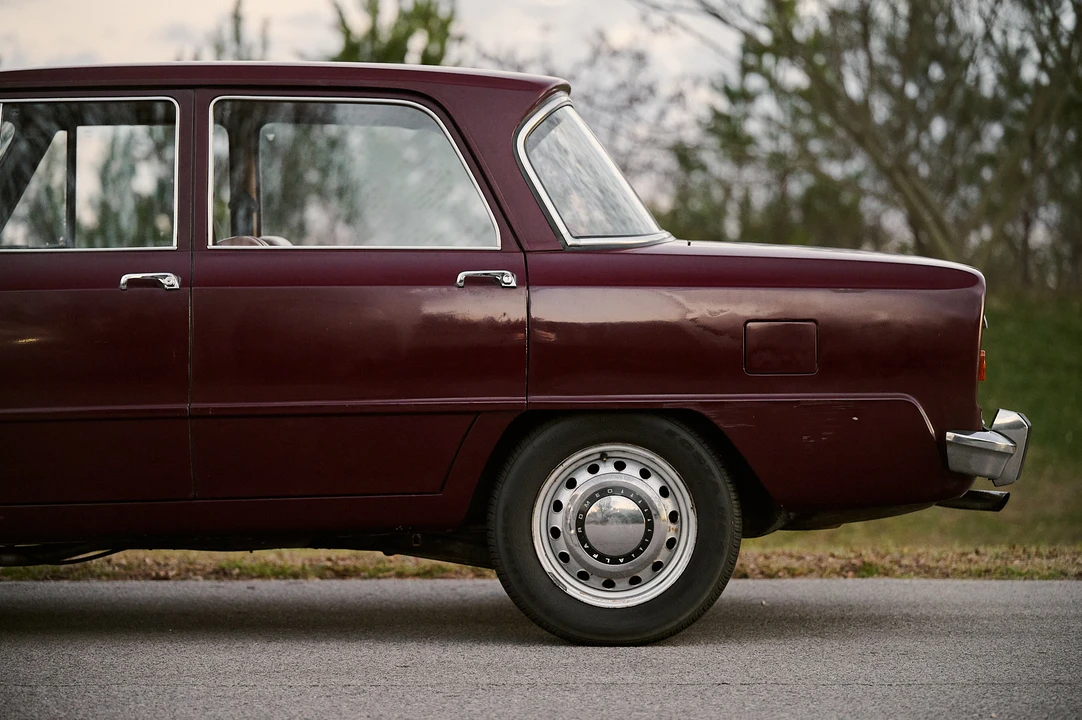 1969 Alfa Romeo Giulia Sprint GTA - Image 21 of 31