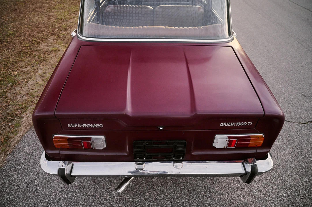 1969 Alfa Romeo Giulia Sprint GTA - Image 17 of 31