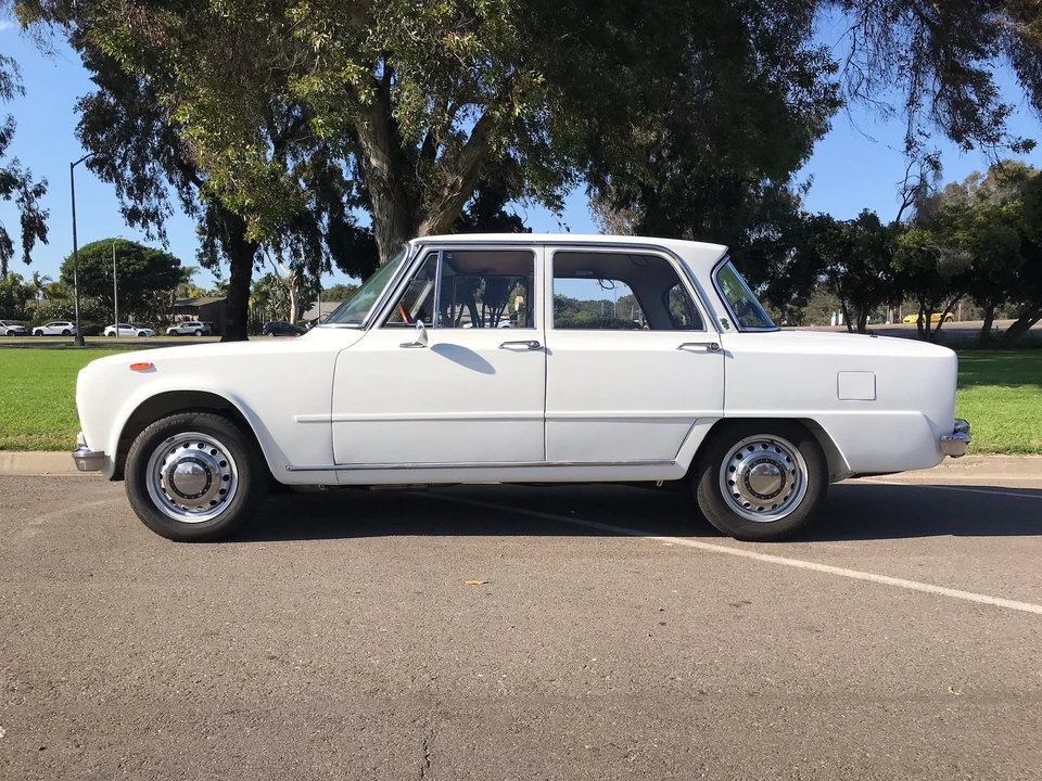 1969 Alfa Romeo 105/115 Series - Image 8 of 31
